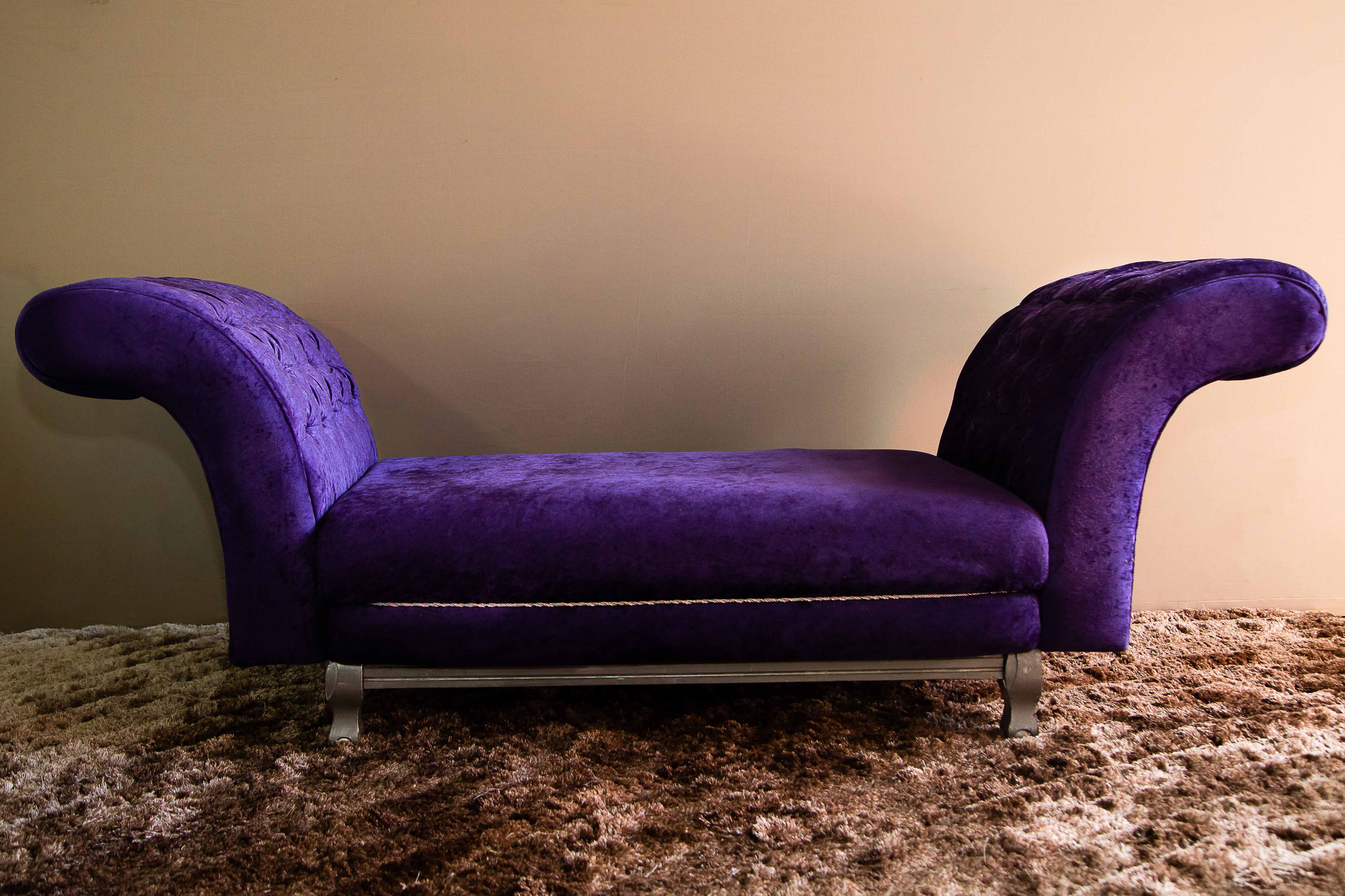 Divã Roxo 